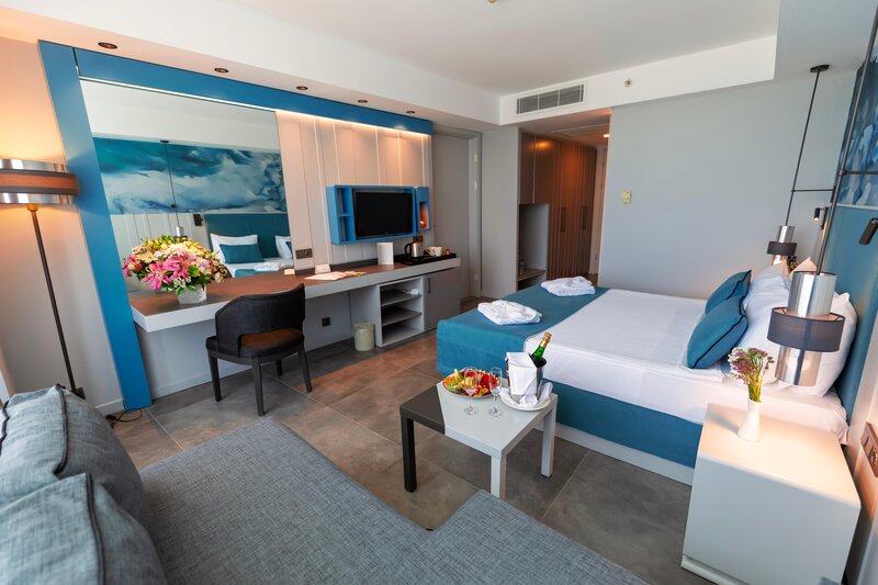 Crystal Centro Resort 88