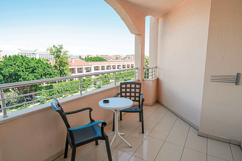 PrimaSol Hane Garden 8