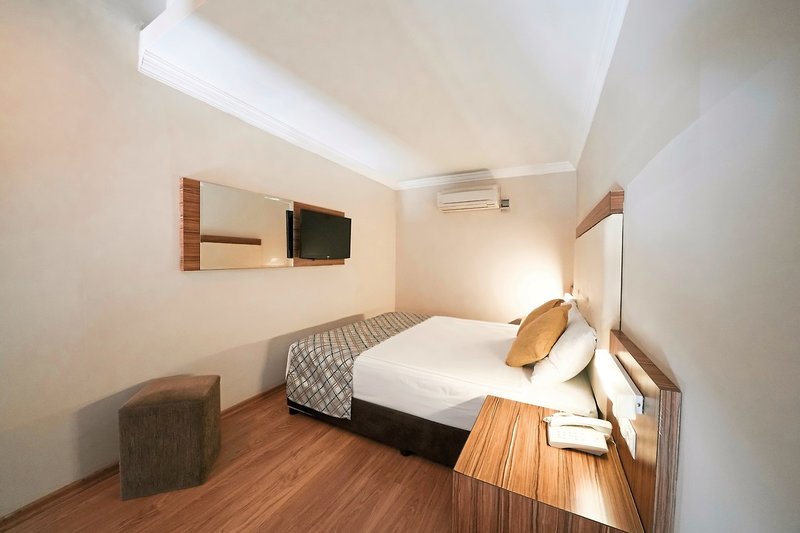 PrimaSol Hane Garden 12