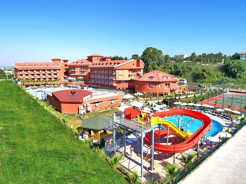 Club Side Coast Hotel 2