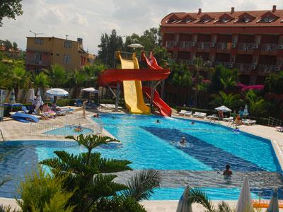 Club Side Coast Hotel 8