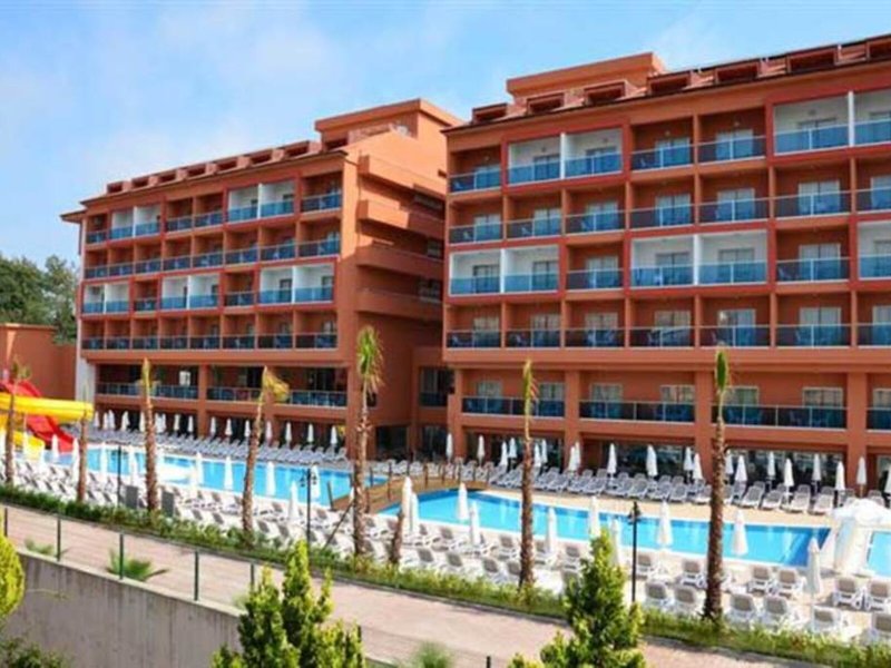 Club Side Coast Hotel 4 - Exterior