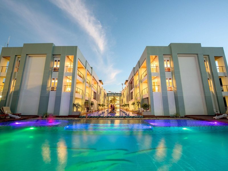 Phi Phi Harbour View Hotel 1