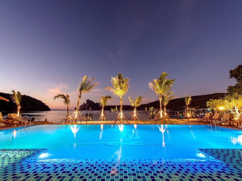 Phi Phi Harbour View Hotel 11