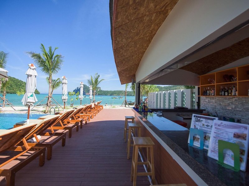 Phi Phi Harbour View Hotel 17