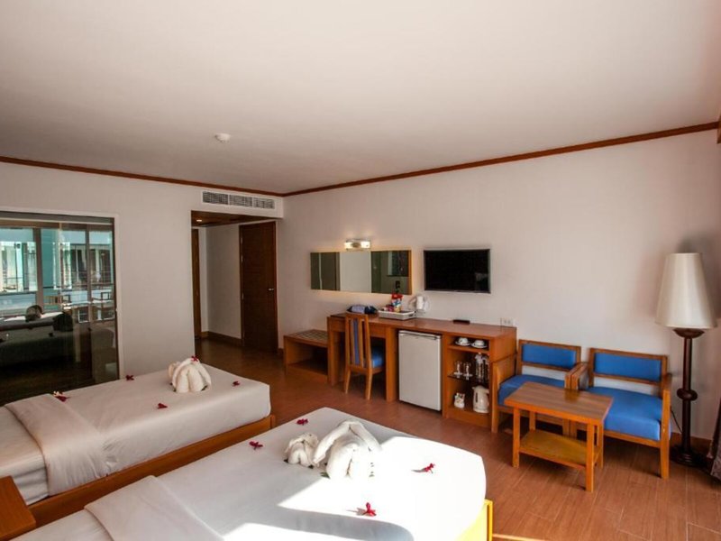 Phi Phi Harbour View Hotel 25