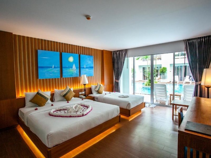 Phi Phi Harbour View Hotel 28