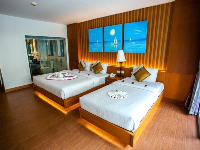 Phi Phi Harbour View Hotel 30