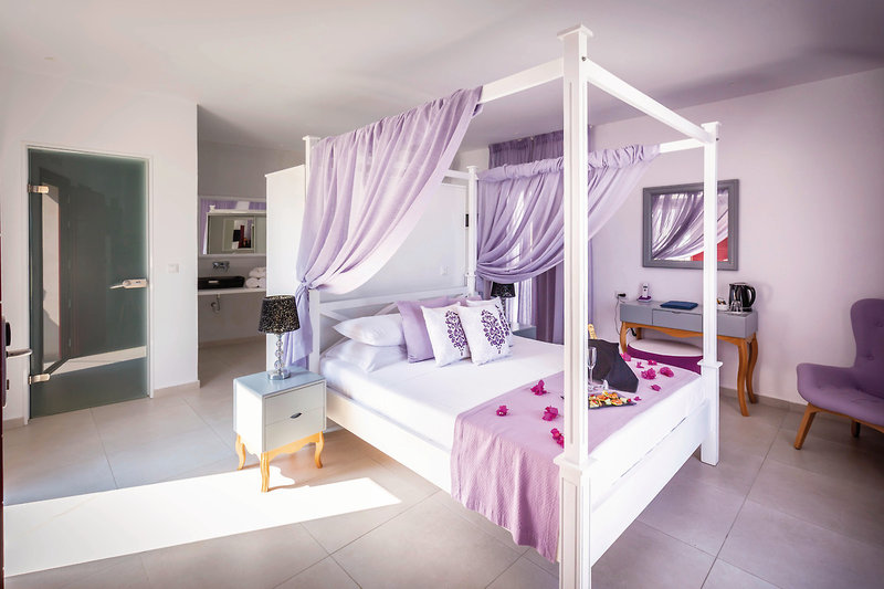 Mar 'n' Mar Crown Hotel and Suites 16