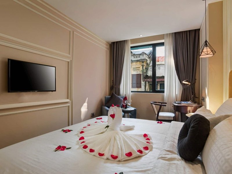 La Storia Hotel 24