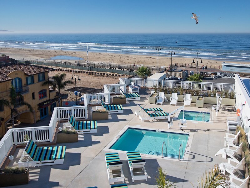 Inn at the Pier 23