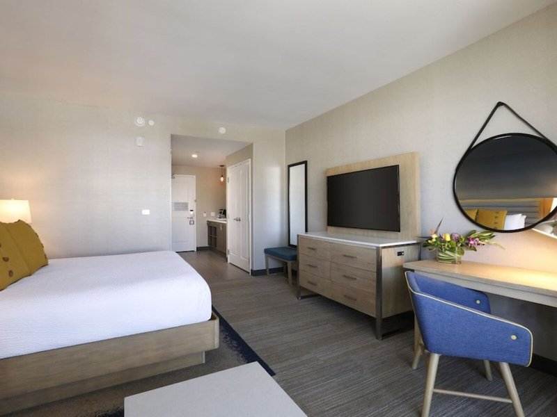 Inn at the Pier 42