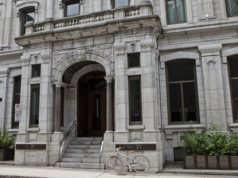 Hôtel 71 1