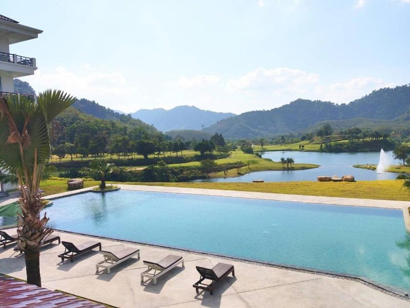Katathong Golf Resort & Spa 9