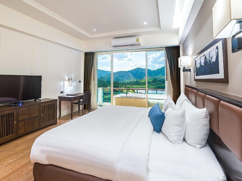 Katathong Golf Resort & Spa 22