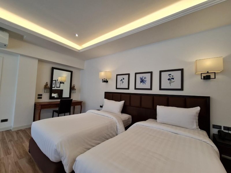 Katathong Golf Resort & Spa 23