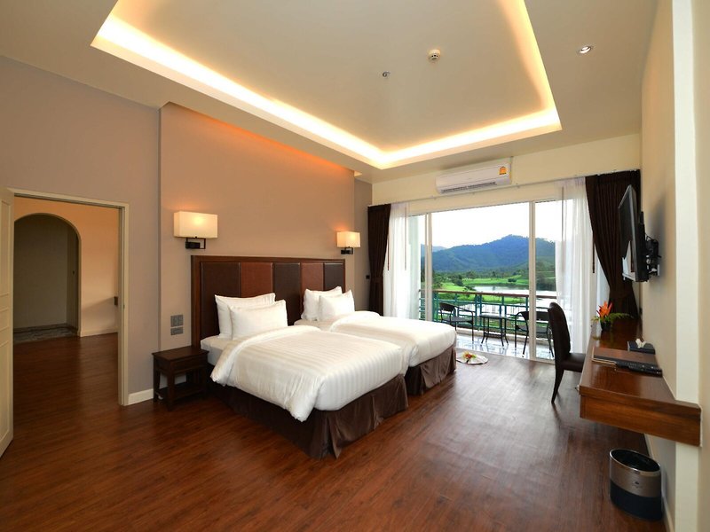 Katathong Golf Resort & Spa 25