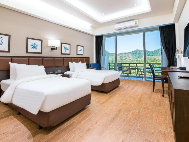 Katathong Golf Resort & Spa 27