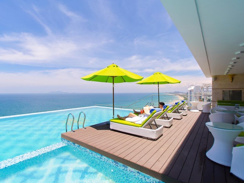 Mandila Beach Hotel 1