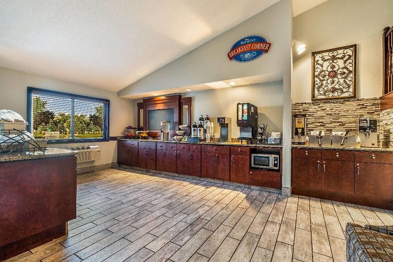 Baymont Inn & Suites Bloomington MSP Airport 2