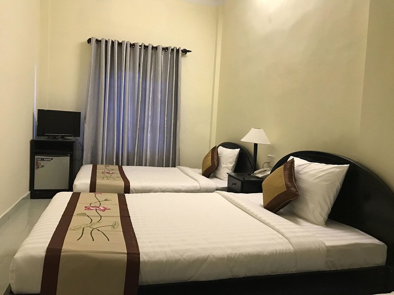 Uptown Hotel 20