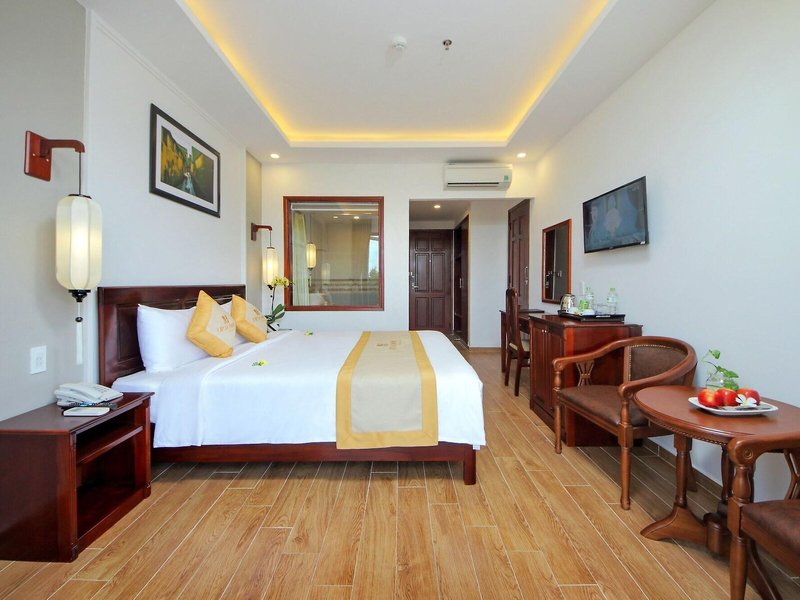 Uptown Hotel 29