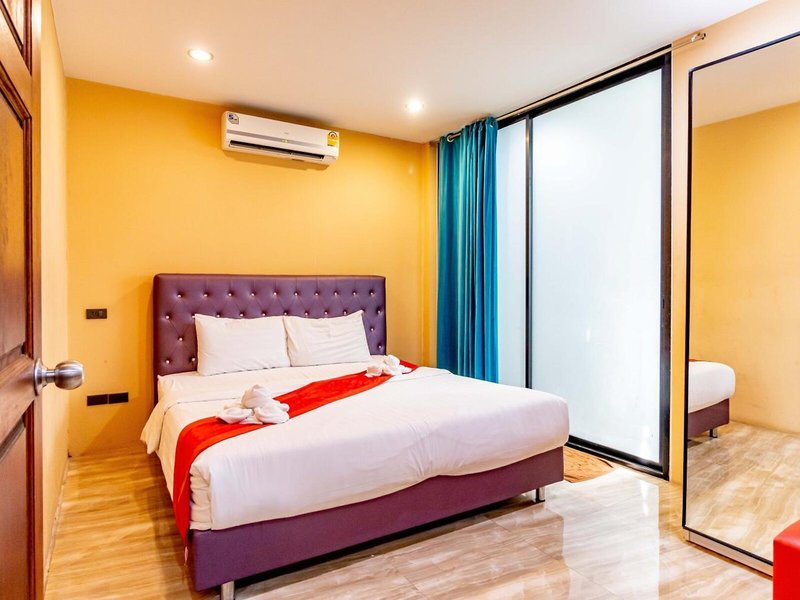 The Pool Resort 31