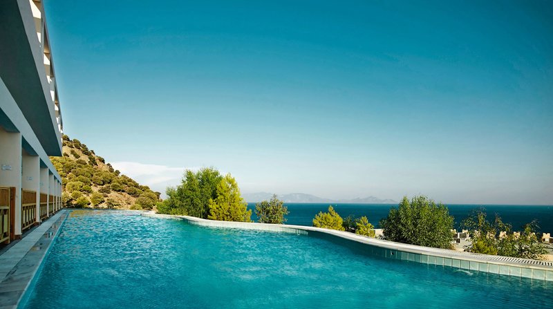 Mitsis Family Village Beach Hotel 4