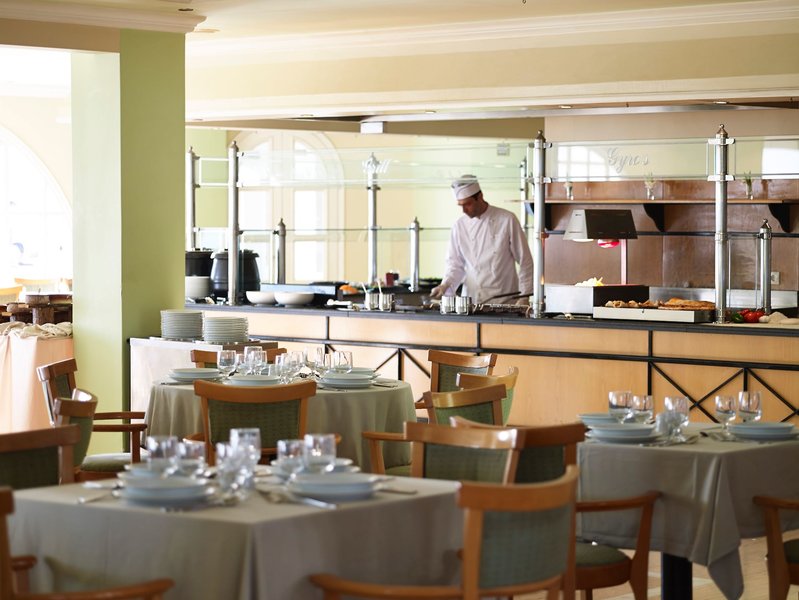 Mitsis Family Village Beach Hotel 26