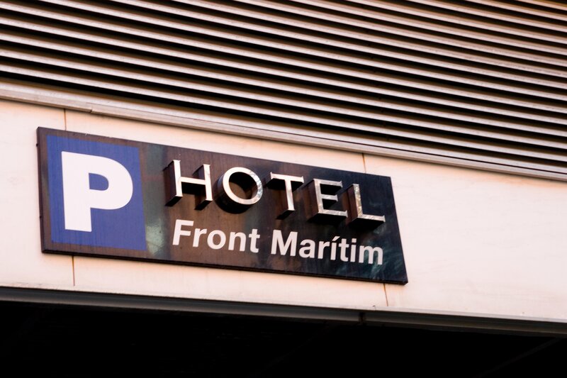 Front Maritim 27