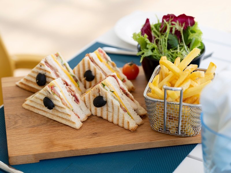 Acajou Beach Resort 35