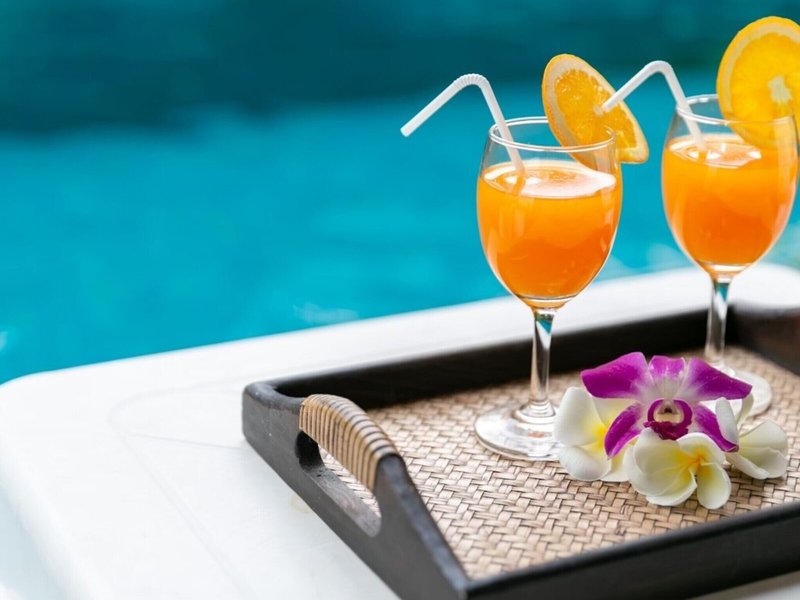 The Thames Pool Access Resort 30