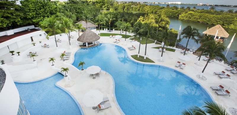 Le Blanc Spa Resort 3