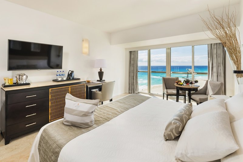 Le Blanc Spa Resort 7