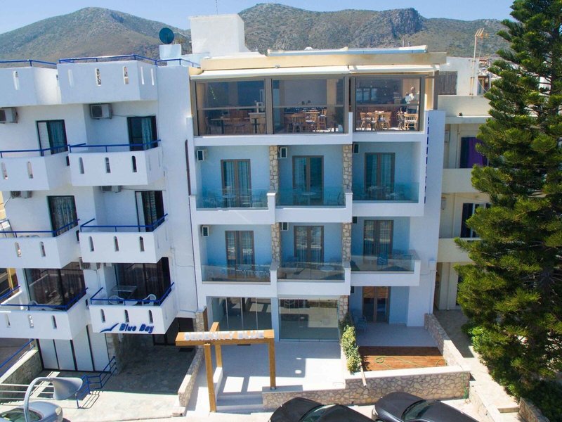 Serenity Blue 2 - Exterior