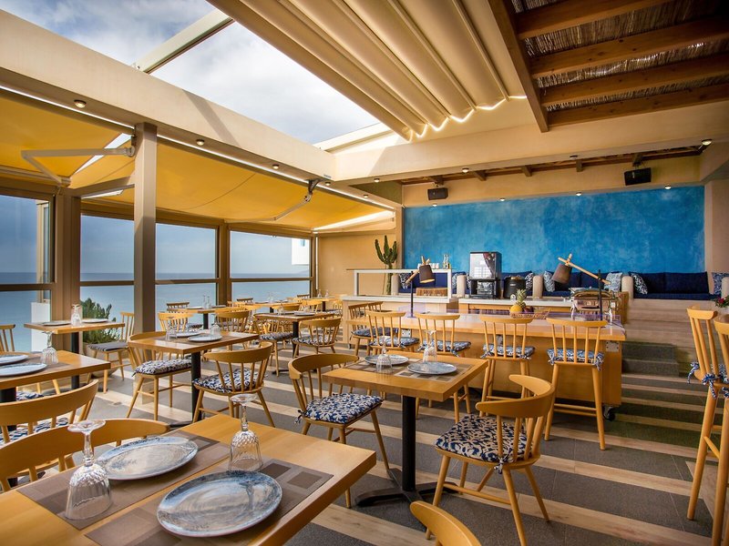 Serenity Blue 17 - Restaurant