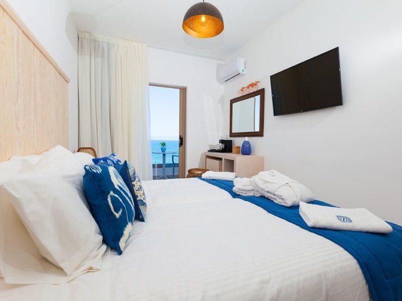 Serenity Blue 30 - Room Example