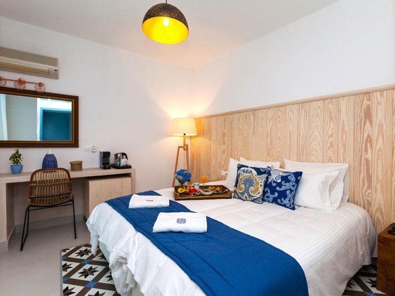 Serenity Blue 33 - Room Example