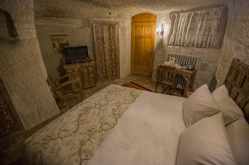 Agarta Cave Hotel 13