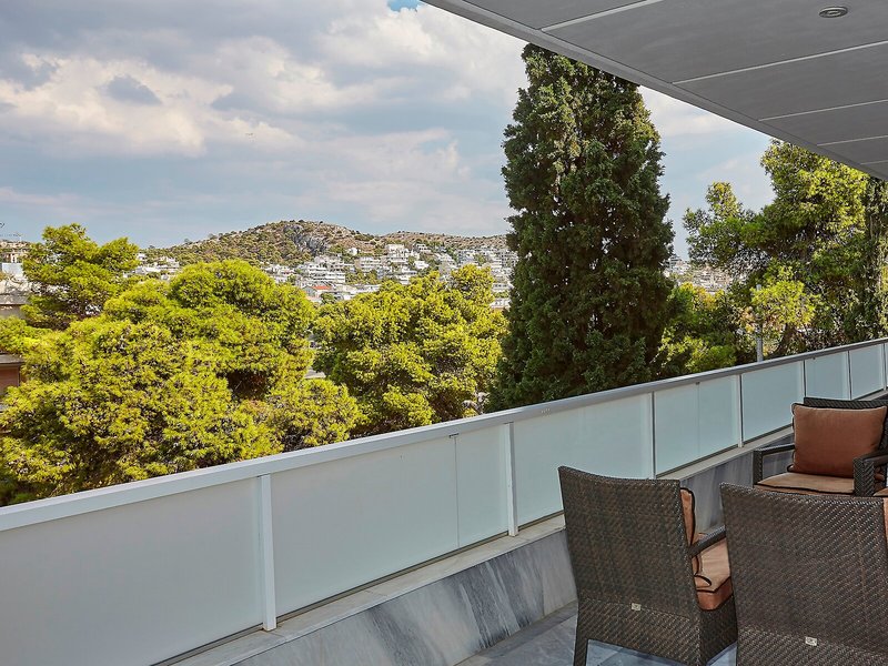 Athenian Riviera Hotel & Suites 5