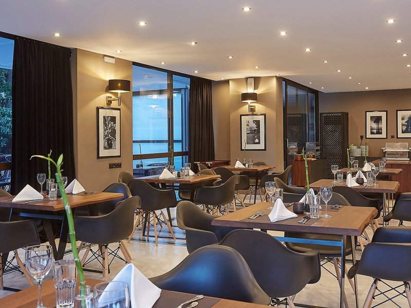 Athenian Riviera Hotel & Suites 19