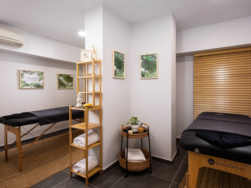 Athenian Riviera Hotel & Suites 38