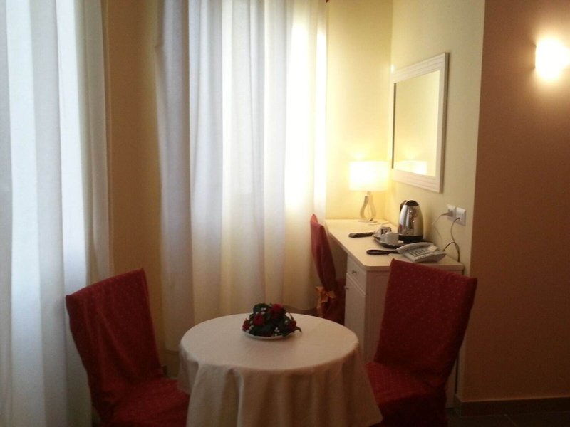 Capodichino International Hotel 14