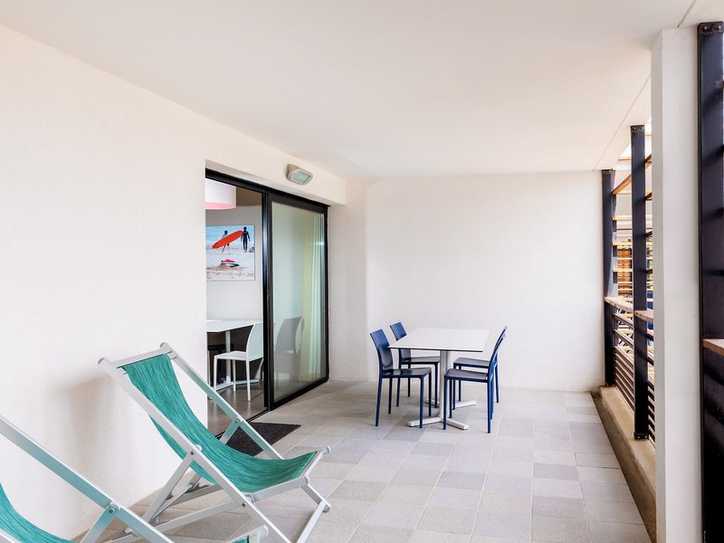 SOWELL Family Riviera 37