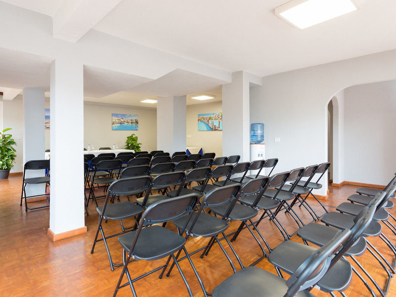 Hotel Globales Acuario 11