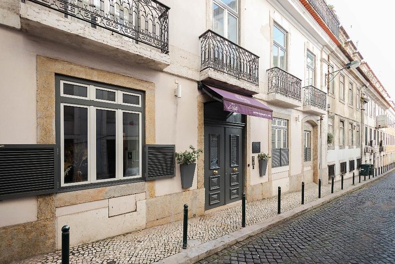 Almaria - Edificio Da Corte
