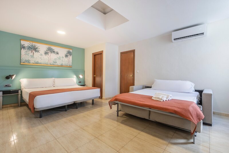 Moon Dreams Fuengirola Hotel 29