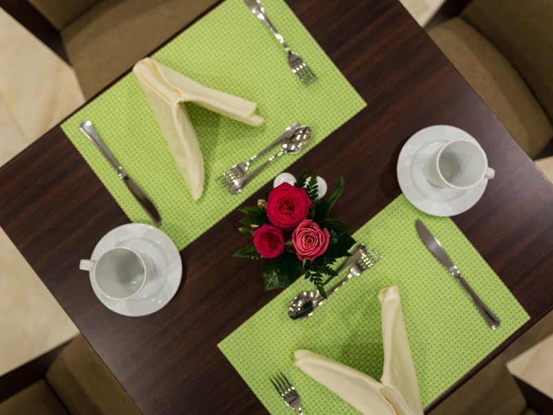 The Grand Plaza Hotel 10 - Restaurant