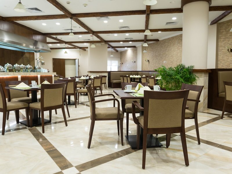 The Grand Plaza Hotel 14 - Restaurant
