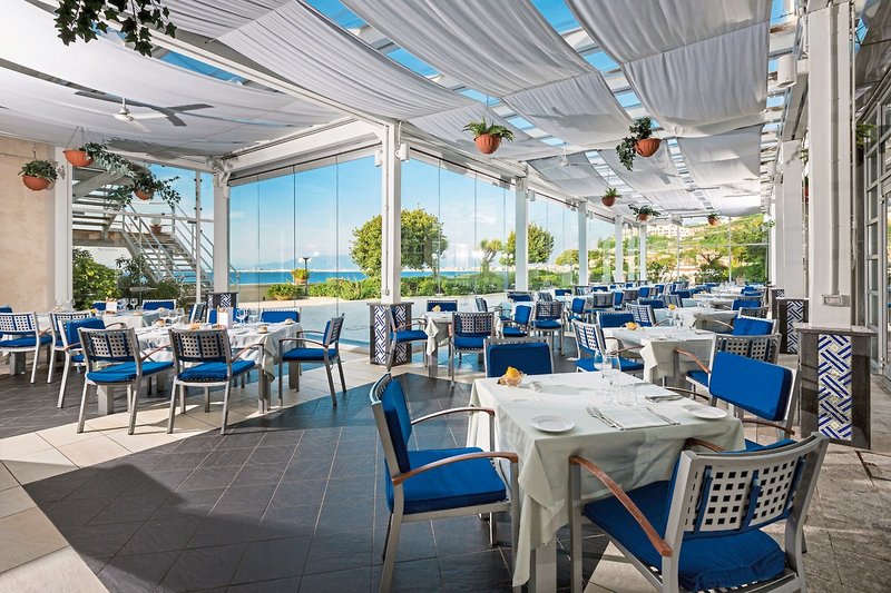 Towers Hotel Stabiae Sorrento Coast 17